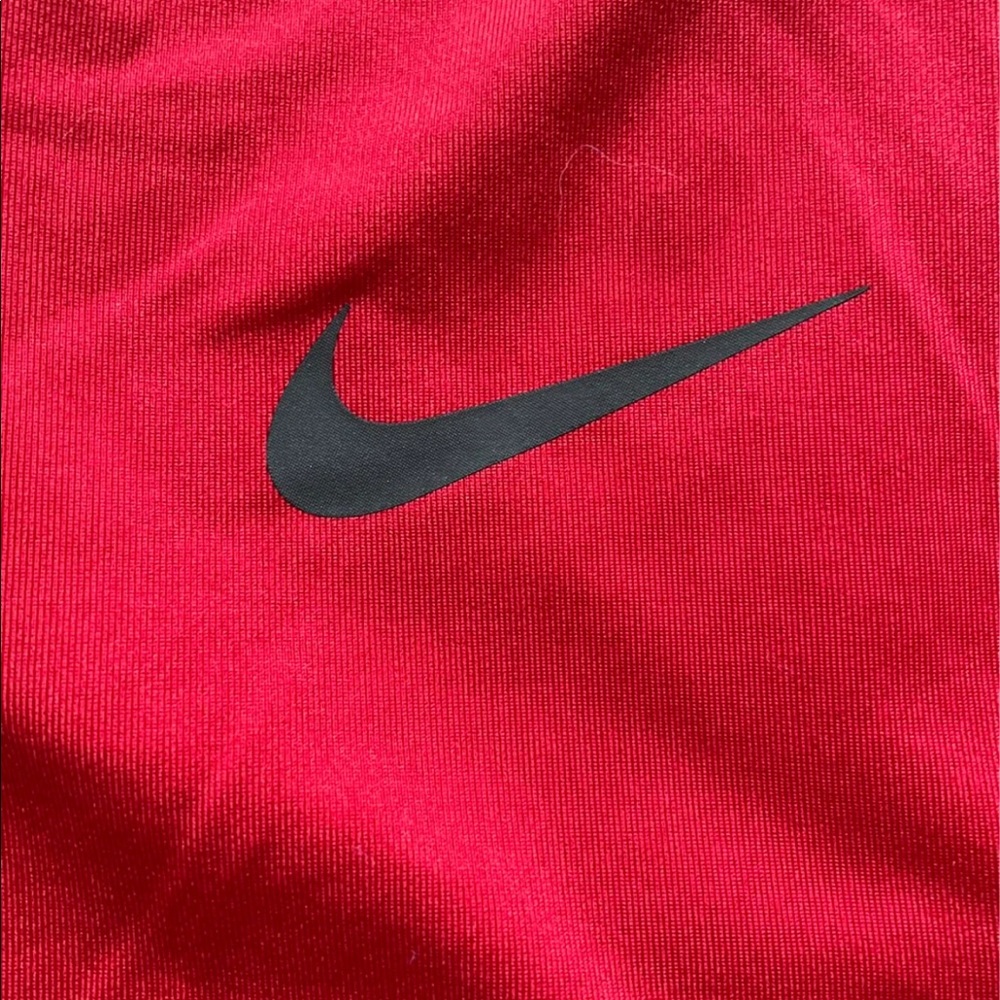 Nike Pro intertwist crop top - Picture 2 of 4